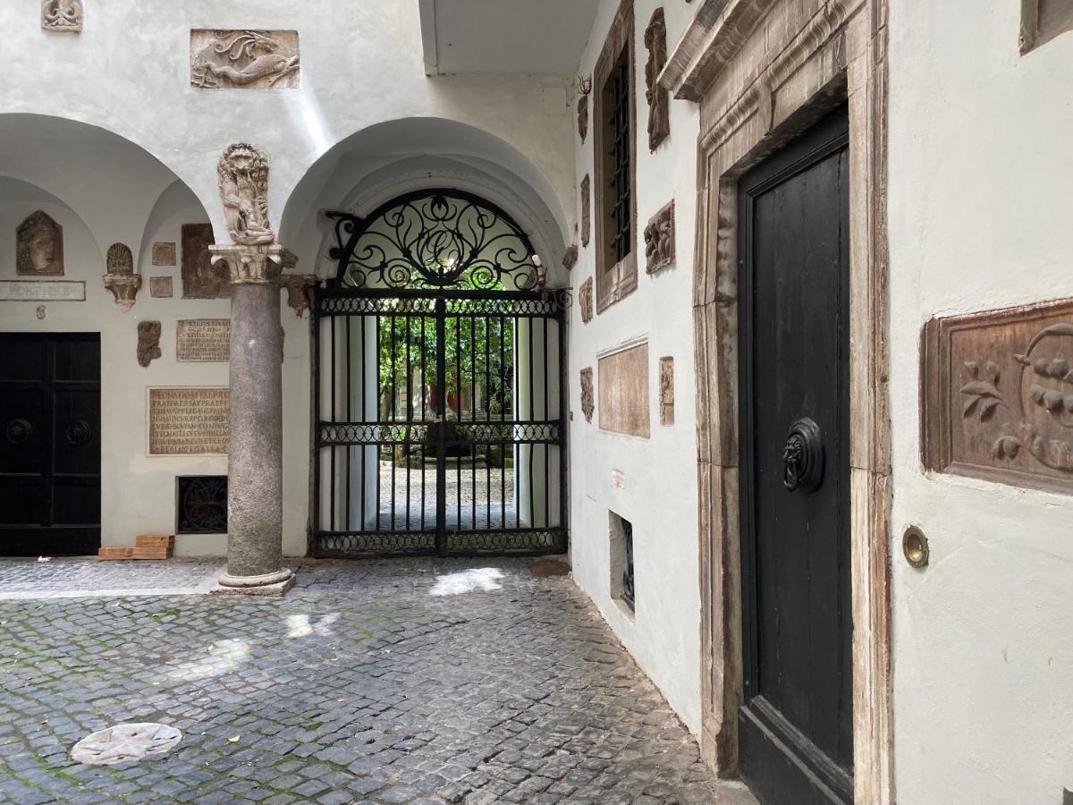 Rome Center, Luxury & History In Via Monserrato Экстерьер фото