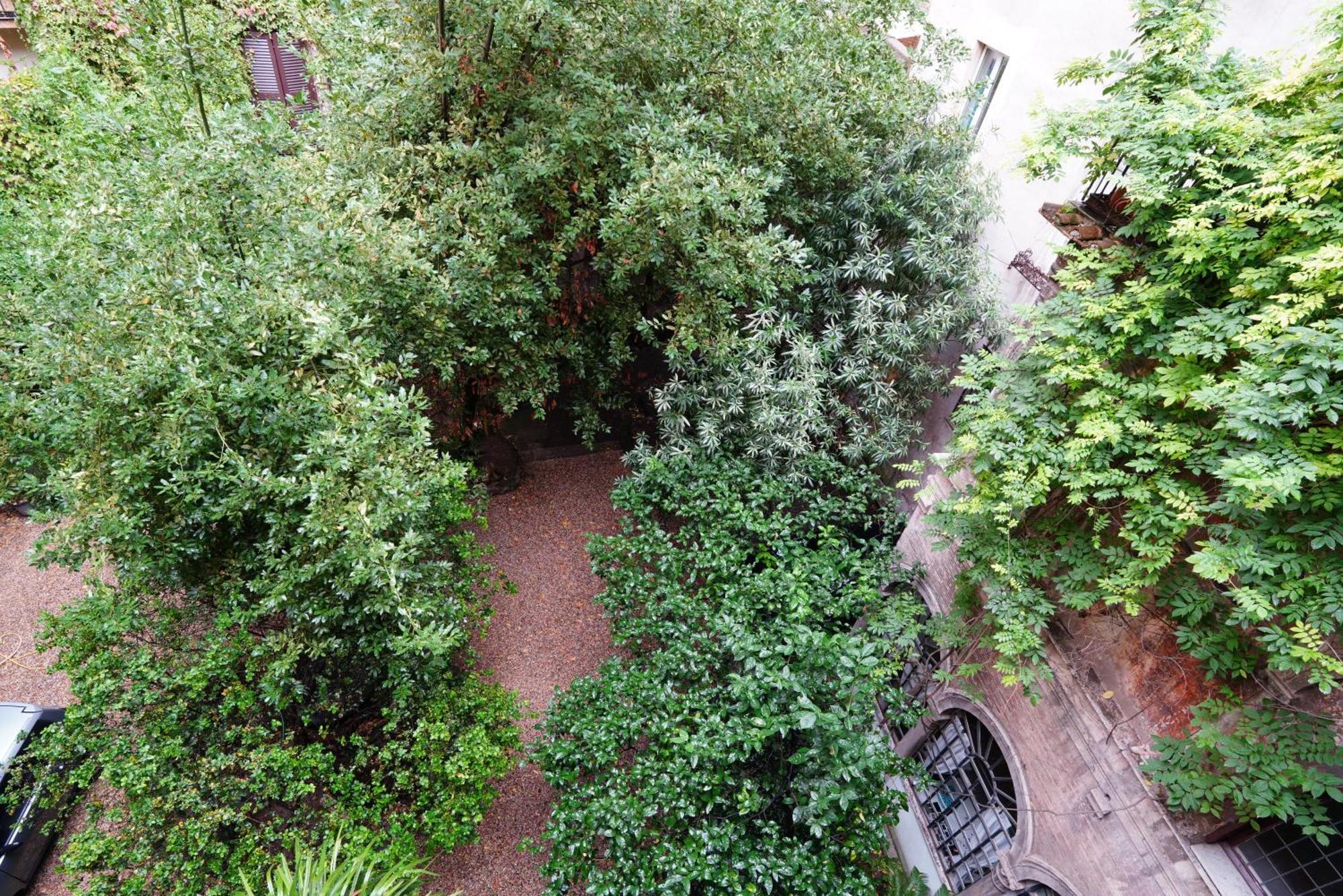 Rome Center, Luxury & History In Via Monserrato Экстерьер фото